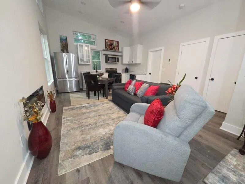 5634 Simpson Avenue Union City, GA 30291
