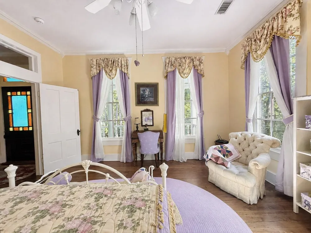 1539 Weishuhn Road New Ulm, TX 78950