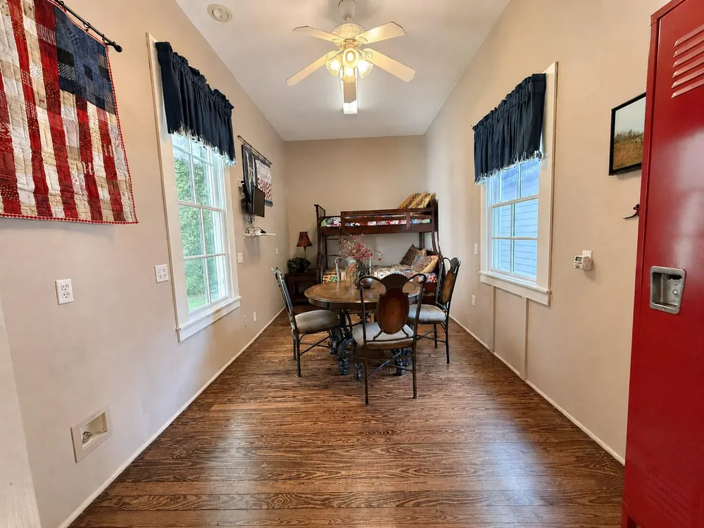 1539 Weishuhn Road New Ulm, TX 78950