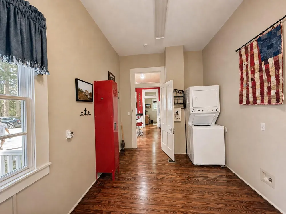1539 Weishuhn Road New Ulm, TX 78950