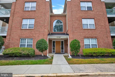 3708 EXCALIBUR COURT #201