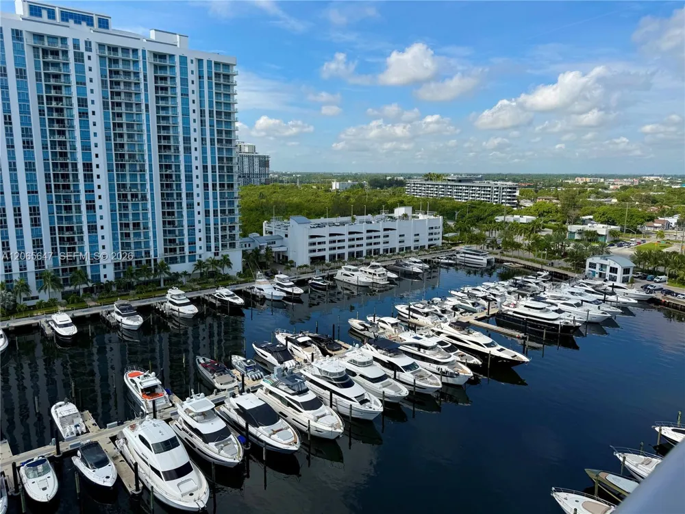 17301 Biscayne Blvd #1409 North Miami Beach, FL 33160