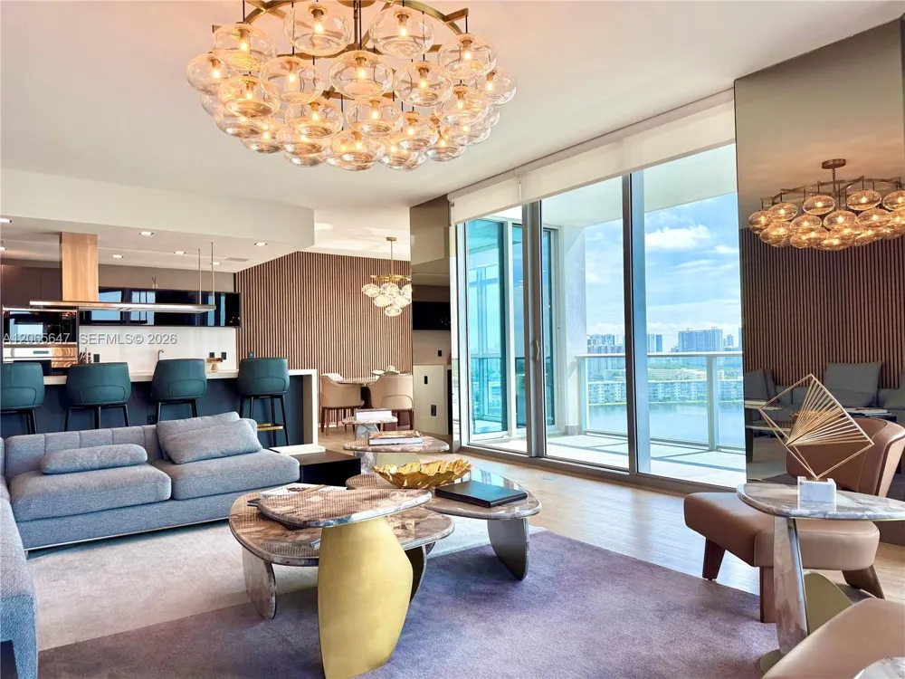 17301 Biscayne Blvd #1409 North Miami Beach, FL 33160