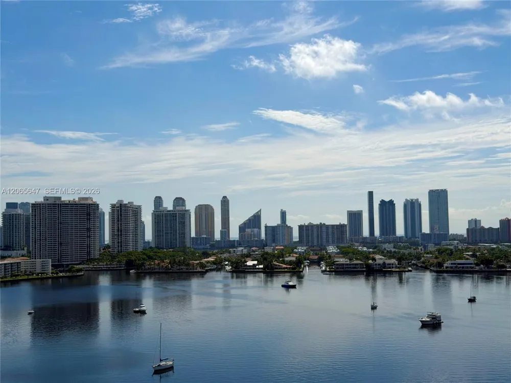 17301 Biscayne Blvd #1409 North Miami Beach, FL 33160