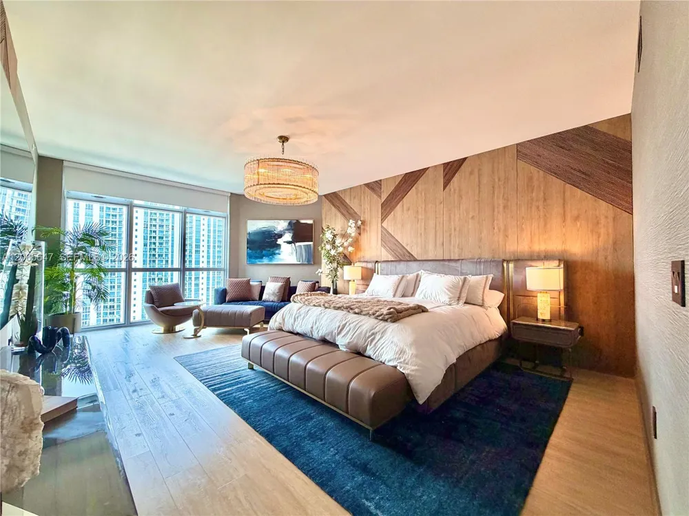17301 Biscayne Blvd #1409 North Miami Beach, FL 33160