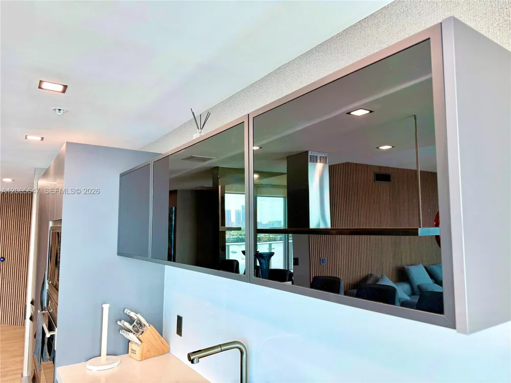 17301 Biscayne Blvd #1409 North Miami Beach, FL 33160