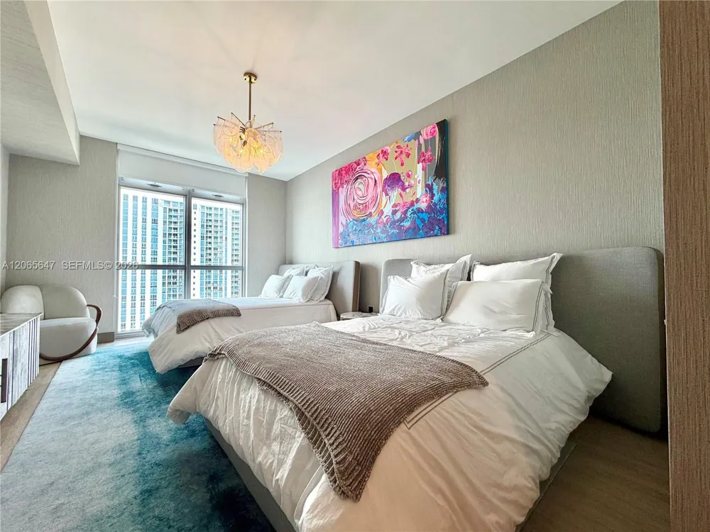 17301 Biscayne Blvd #1409 North Miami Beach, FL 33160