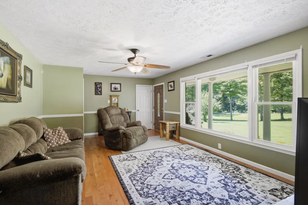 2837 Hopkins Bridge Rd Lewisburg, TN 37091