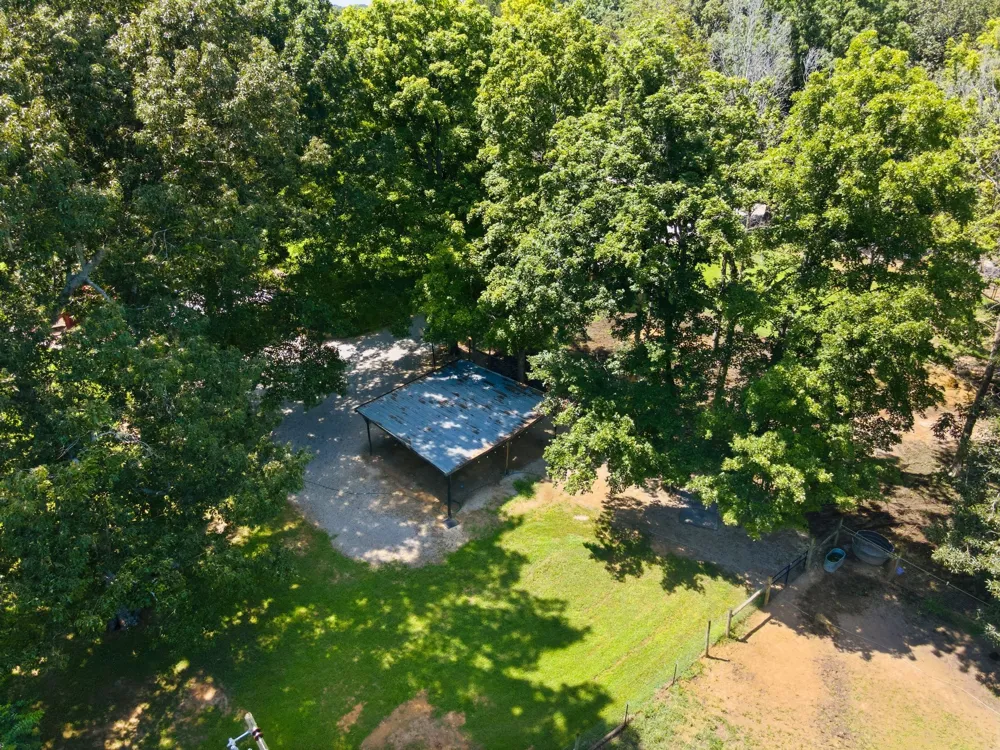2837 Hopkins Bridge Rd Lewisburg, TN 37091