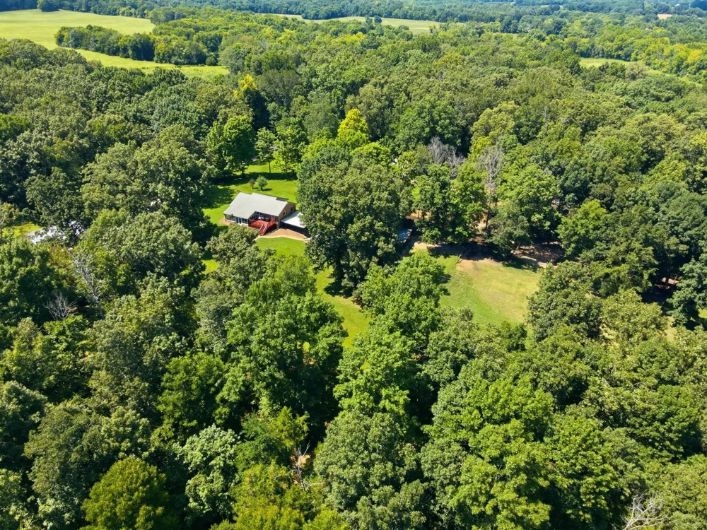 2837 Hopkins Bridge Rd Lewisburg, TN 37091