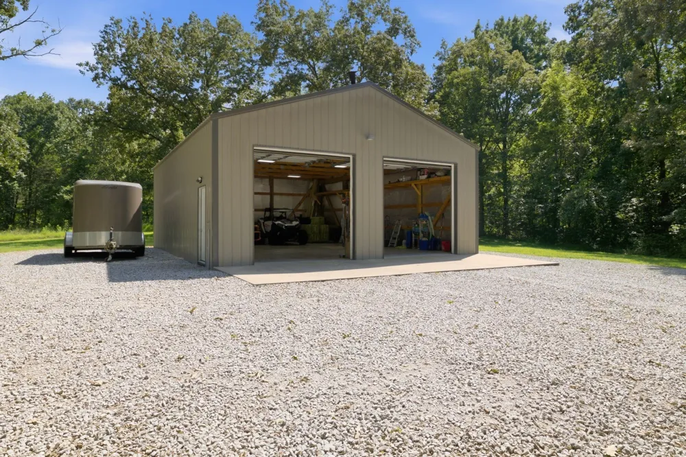 2837 Hopkins Bridge Rd Lewisburg, TN 37091