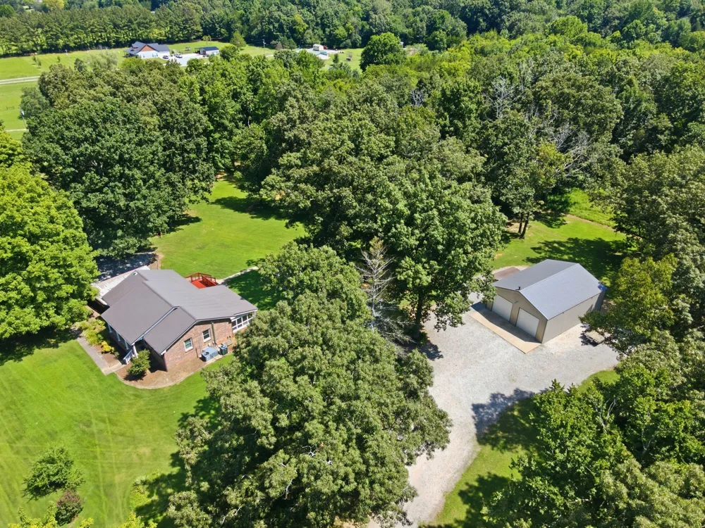 2837 Hopkins Bridge Rd Lewisburg, TN 37091