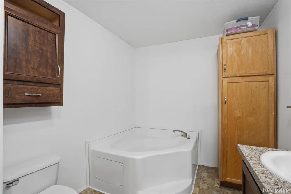 150 Whippoorwill Lane Rochester Hills City, MI 48309