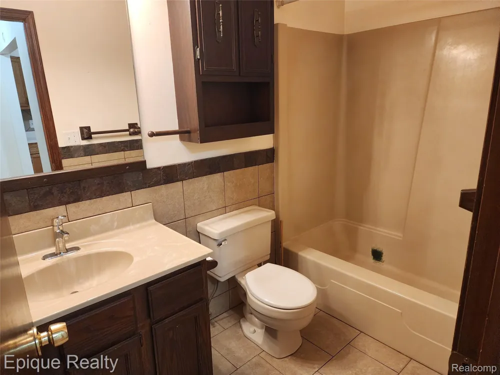 5637 Lapeer Road #5637 Kimball Township, MI 48074