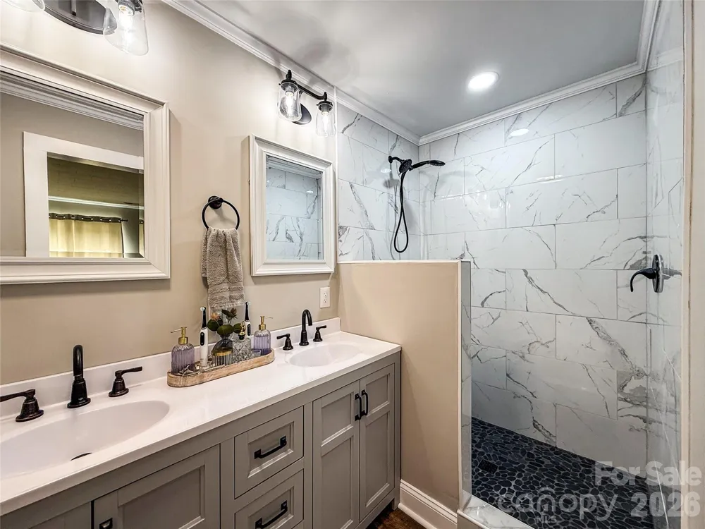402 Wilton Avenue West Jefferson, NC 28694