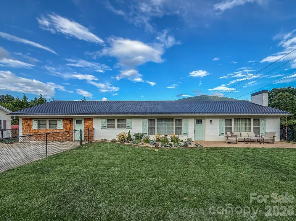 402 Wilton Avenue West Jefferson, NC 28694