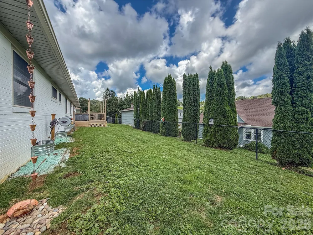402 Wilton Avenue West Jefferson, NC 28694