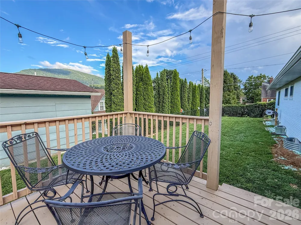 402 Wilton Avenue West Jefferson, NC 28694