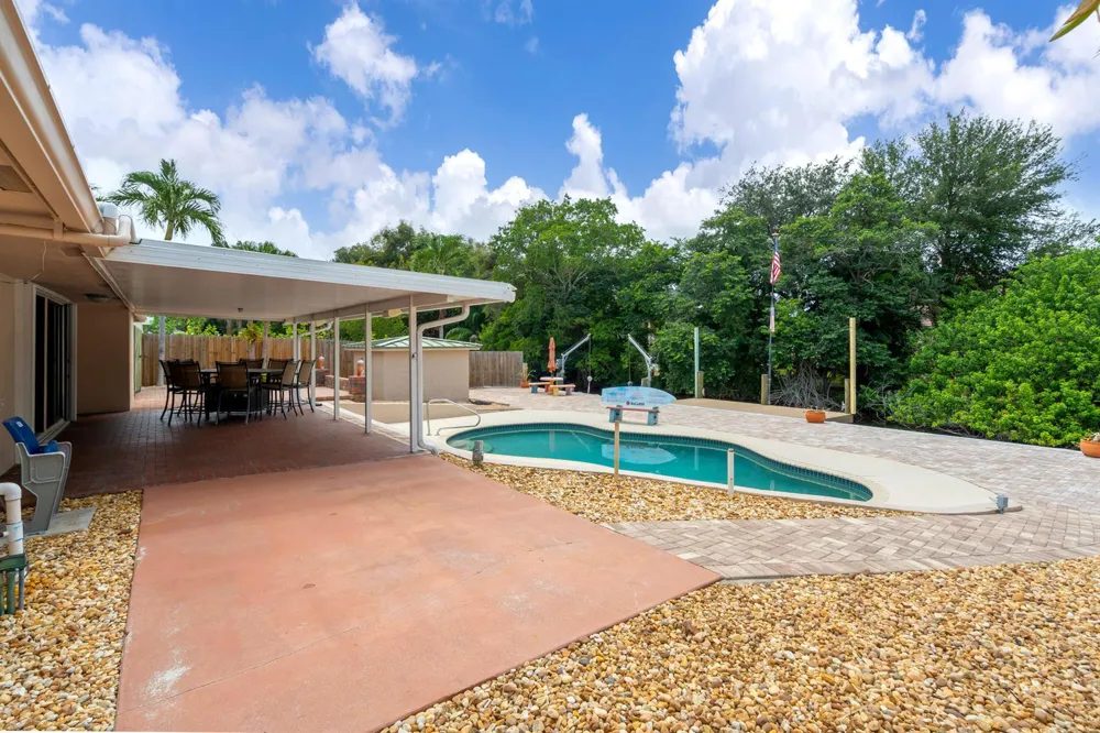 1045 Coral Drive Boynton Beach, FL 33426