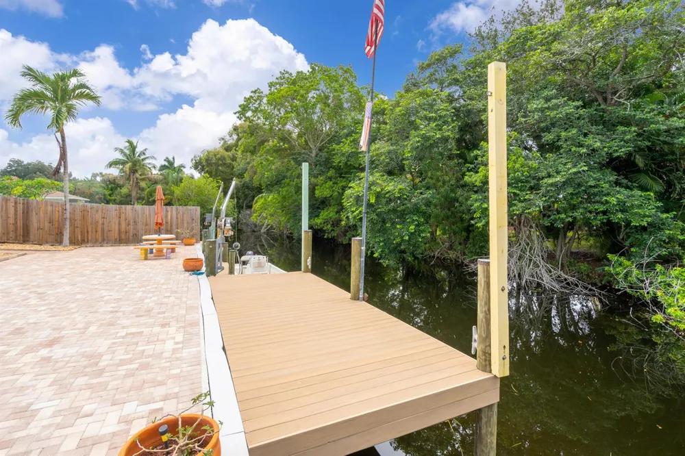 1045 Coral Drive Boynton Beach, FL 33426