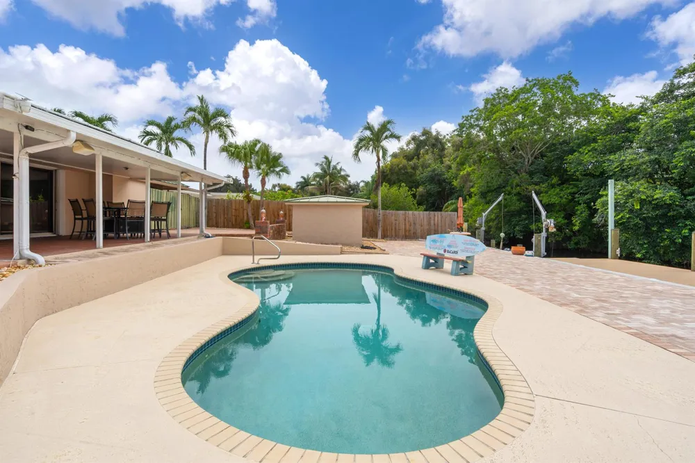 1045 Coral Drive Boynton Beach, FL 33426