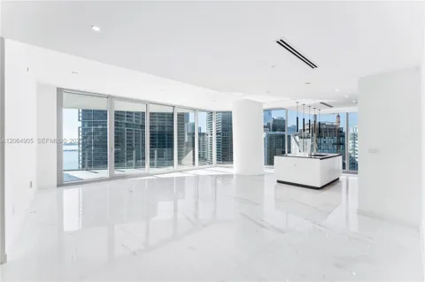 300 Biscayne Blvd Way #3507