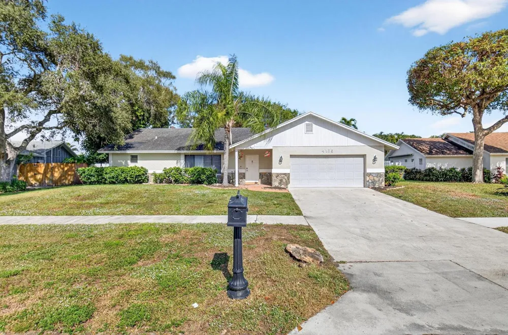 4135 Bay Laurel Way Boca Raton, FL 33487