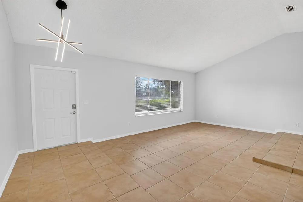 4135 Bay Laurel Way Boca Raton, FL 33487