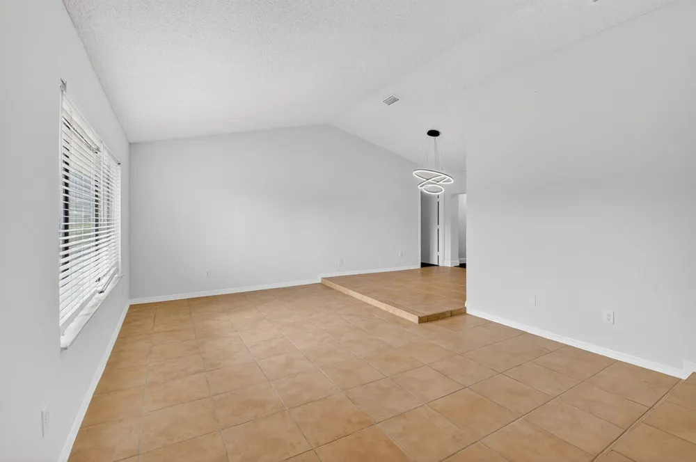 4135 Bay Laurel Way Boca Raton, FL 33487
