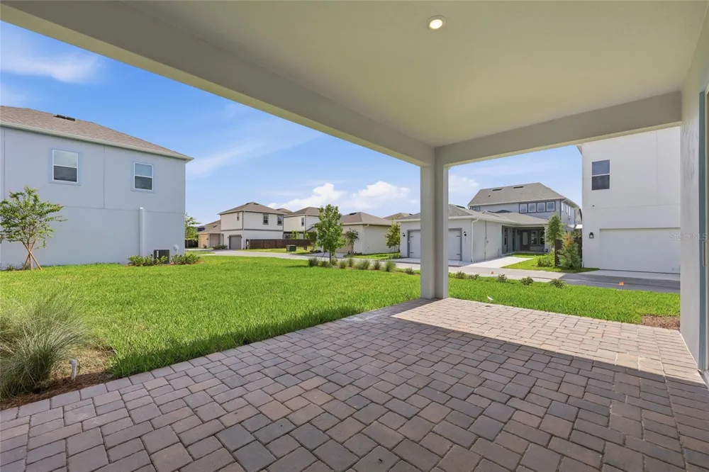 10085 BALLAST DRIVE Orlando, FL 32827