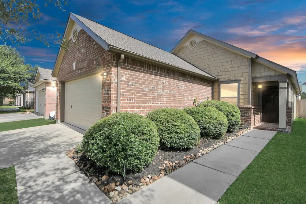 2930 Ribbon Creek Way Spring, TX 77389
