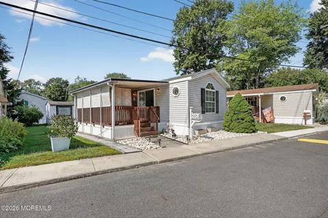 4 South Drive