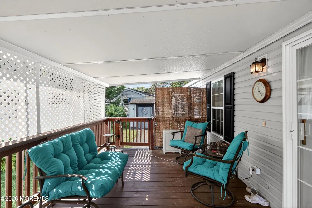 4 South Drive East Windsor, NJ 08520