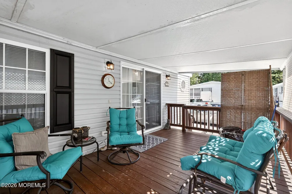 4 South Drive East Windsor, NJ 08520