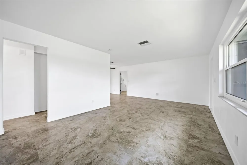 3106 SE 18TH PLACE Cape Coral, FL 33904
