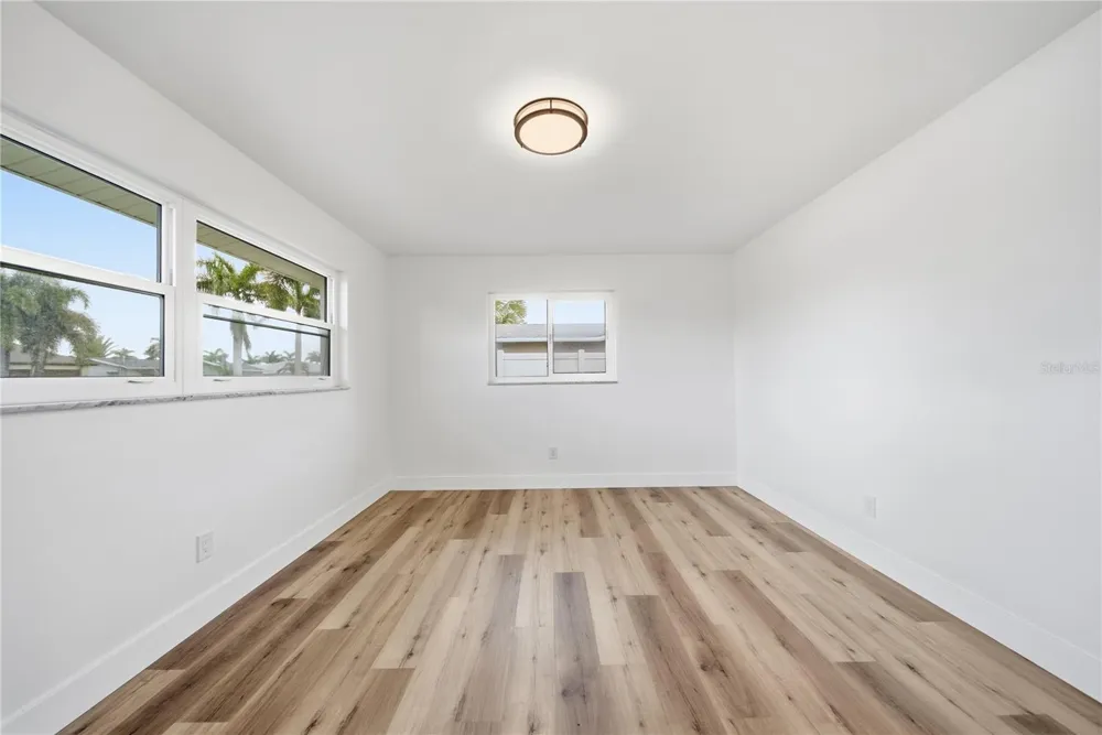 3106 SE 18TH PLACE Cape Coral, FL 33904
