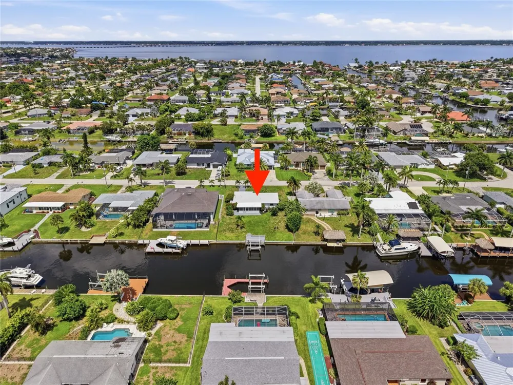 3106 SE 18TH PLACE Cape Coral, FL 33904