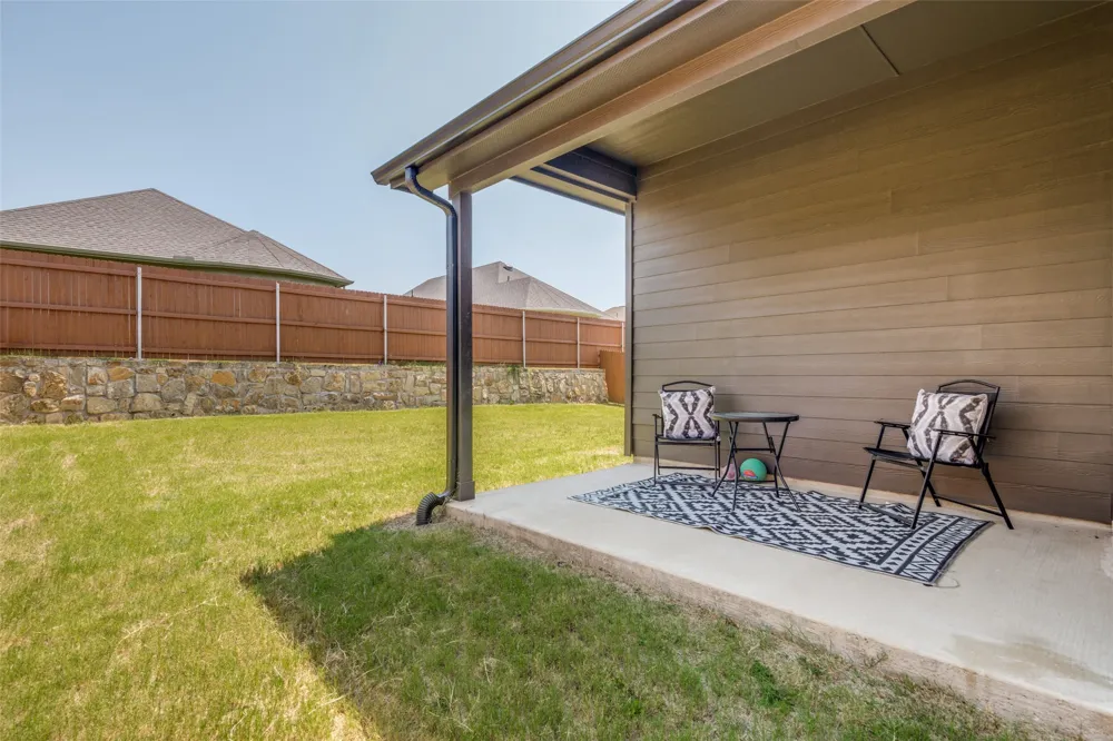 3906 Belleview Place Crandall, TX 75114