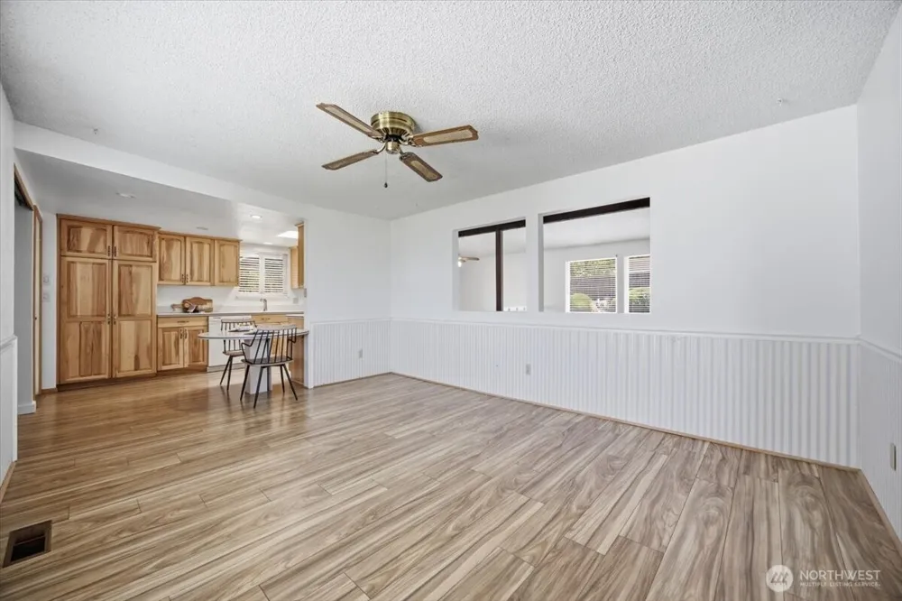 5915 W Victoria Ave Kennewick, WA 99336