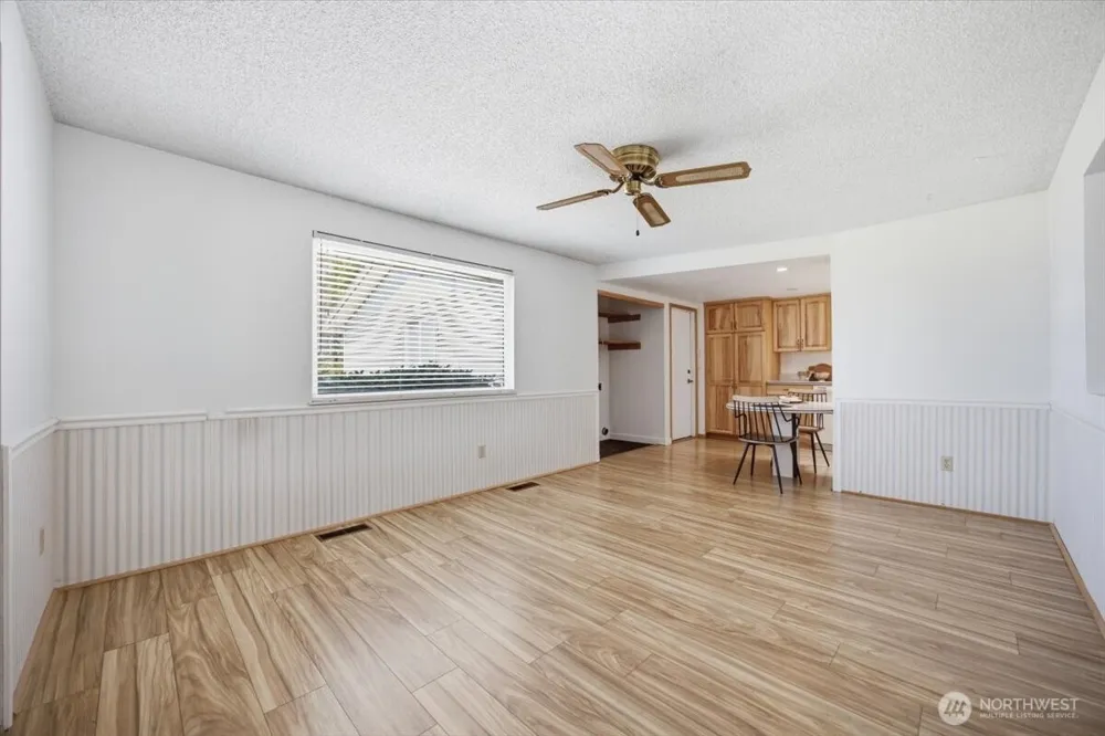 5915 W Victoria Ave Kennewick, WA 99336