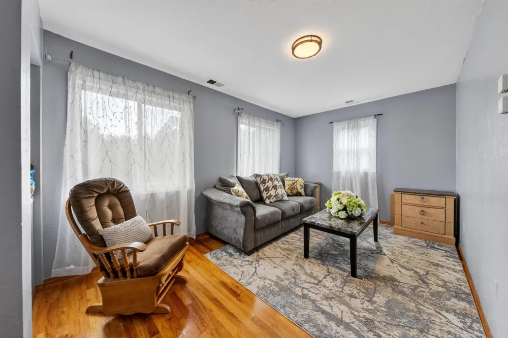 8410 W Newburg Road Exeter Township, MI 48117