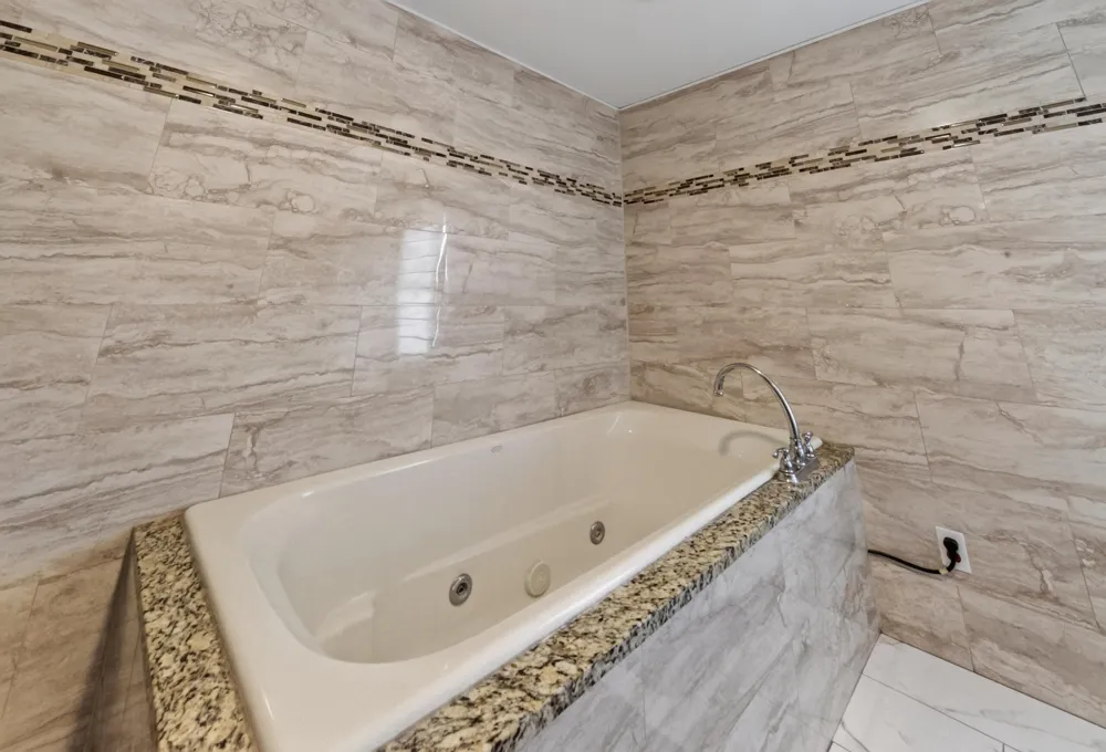 8410 W Newburg Road Exeter Township, MI 48117