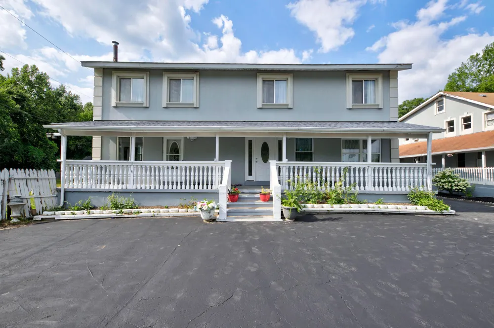 8410 W Newburg Road Exeter Township, MI 48117