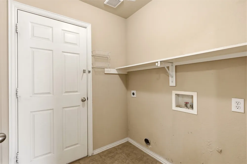 3528 KIMBERLY LANE Balch Springs, TX 75180