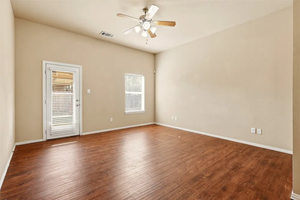 3528 KIMBERLY LANE Balch Springs, TX 75180