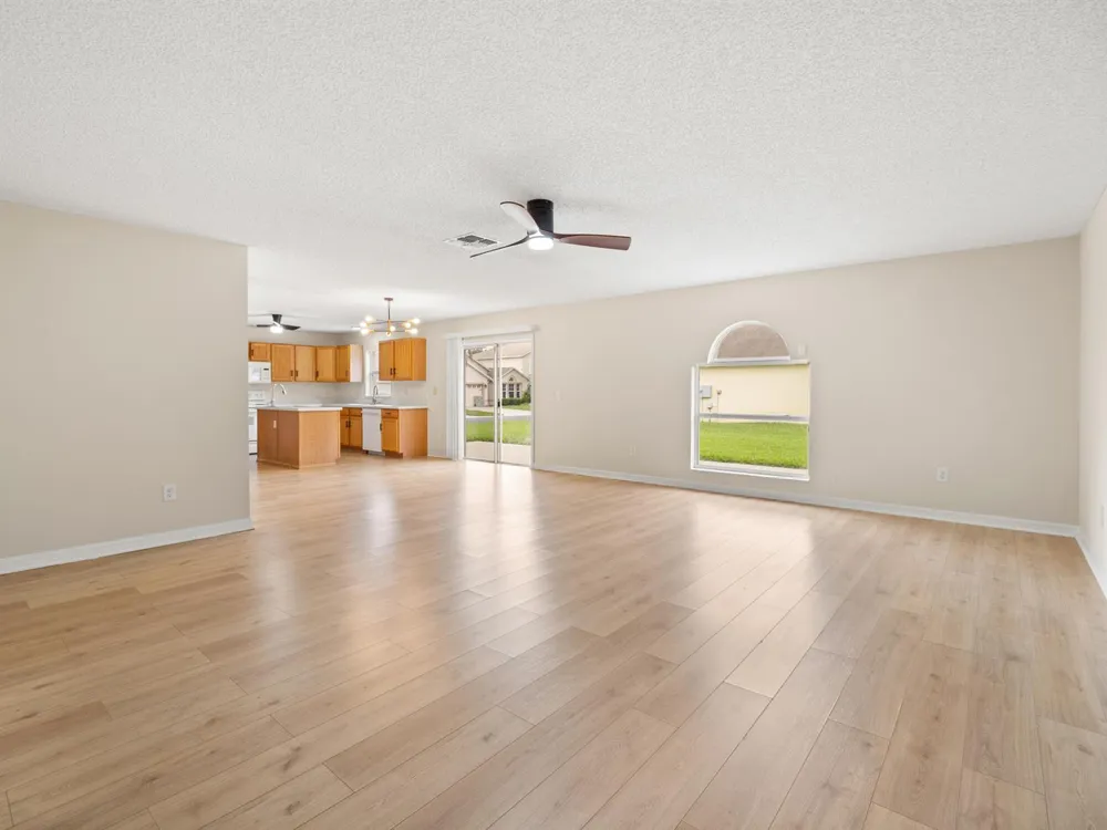 1204 25TH TERRACE SW Vero Beach, FL 32968