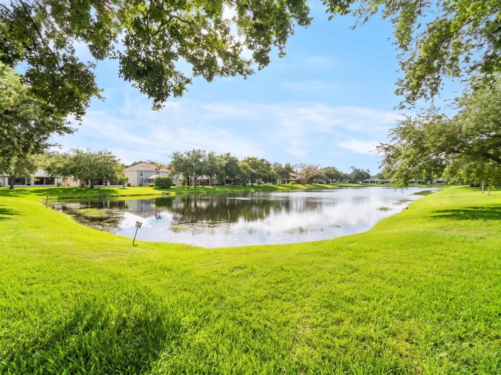 1204 25TH TERRACE SW Vero Beach, FL 32968