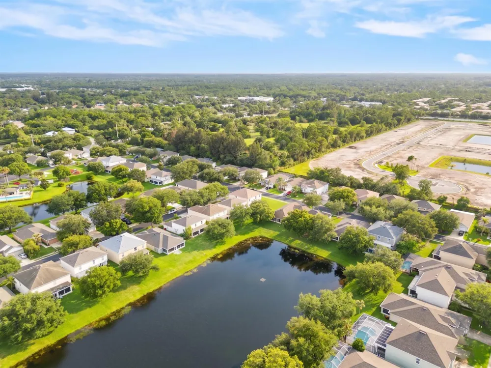 1204 25TH TERRACE SW Vero Beach, FL 32968