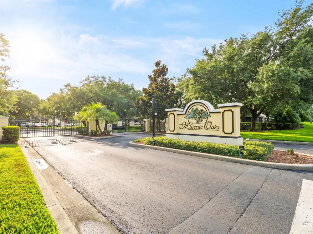 1204 25TH TERRACE SW Vero Beach, FL 32968