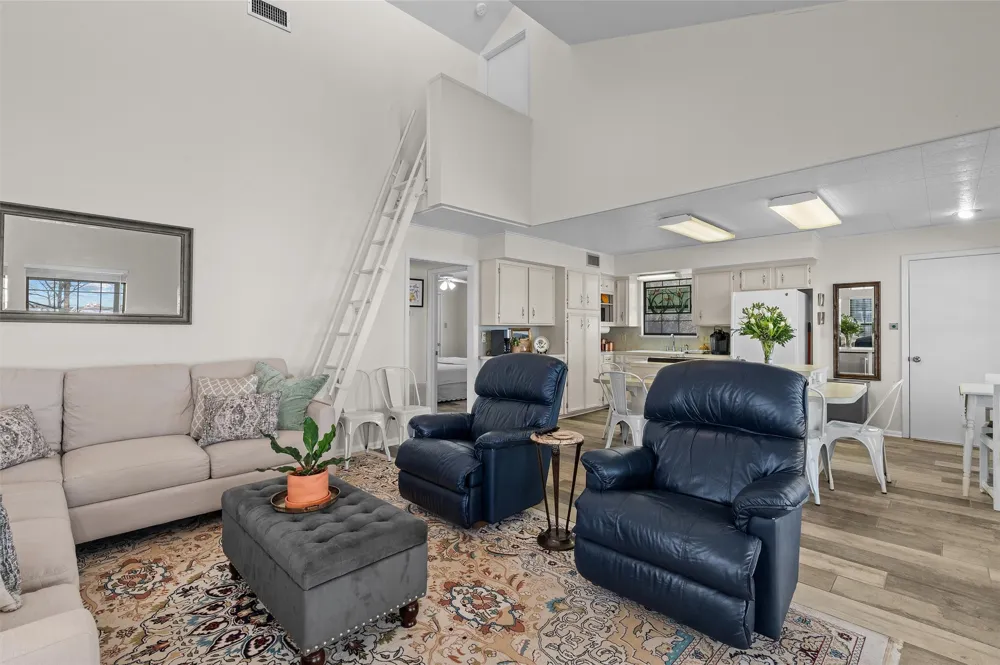 8081 Lords Way Mooringsport, LA 71060